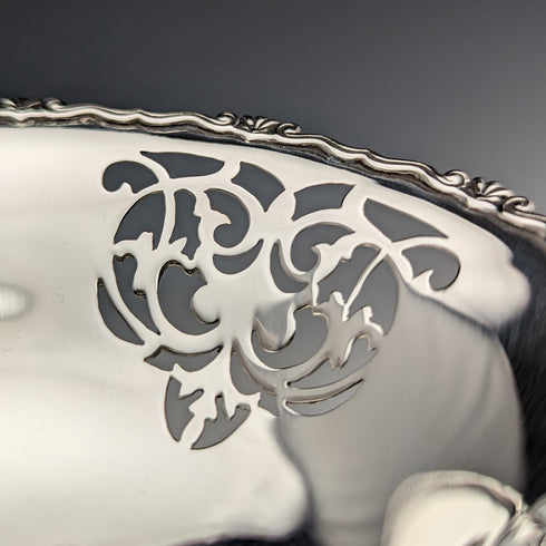 1934年 英国ヴィンテージ 純銀製ピアスディッシュ 90g Mappin & Webb